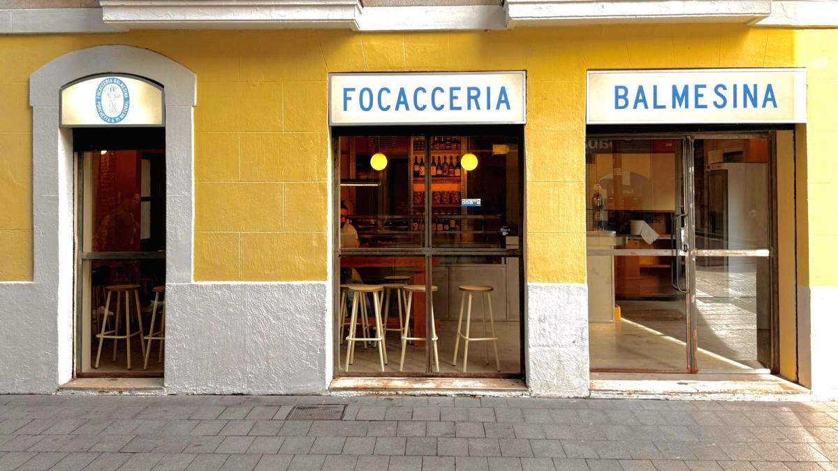 Fachada del Balmesina, uno de los ocho menús de mediodía imbatibles en Barcelona según Mes de Vi