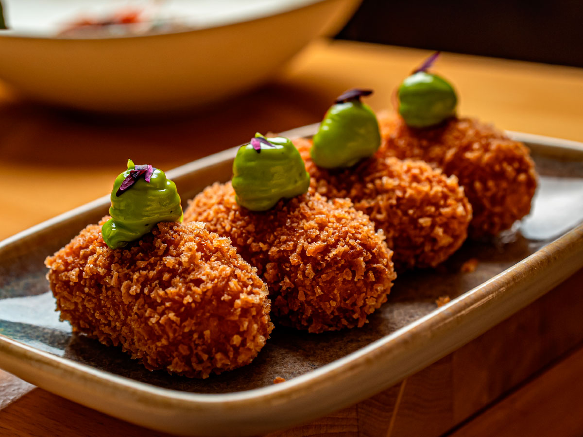 Tapas para compartir en Més de Vi, Poblenou